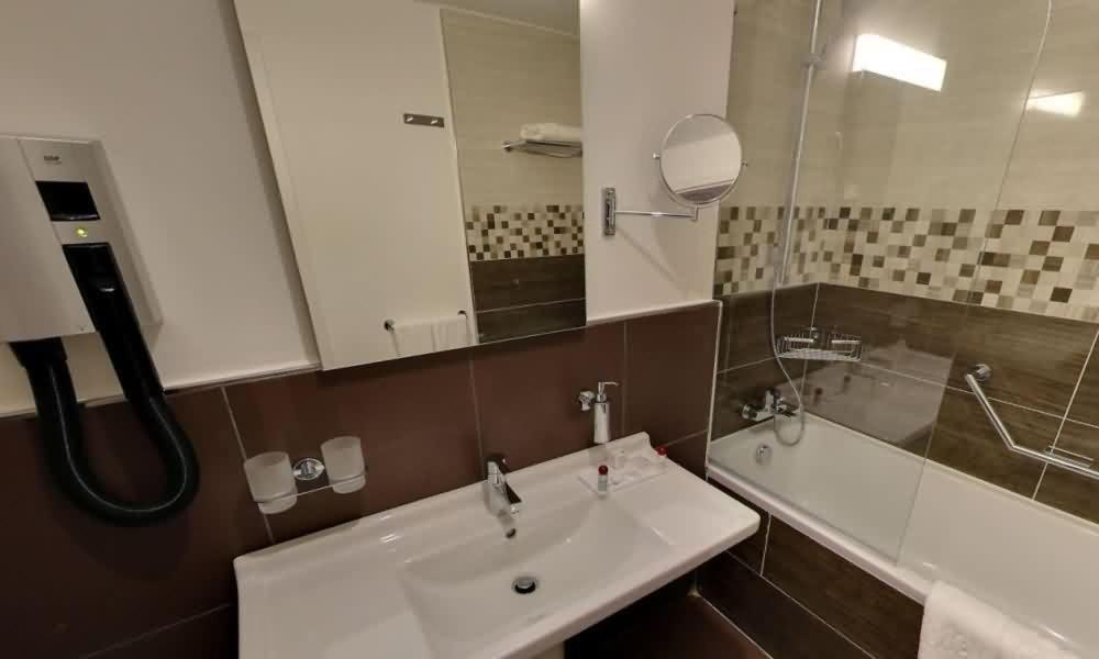 Hotel Hani Algeri Esterno foto